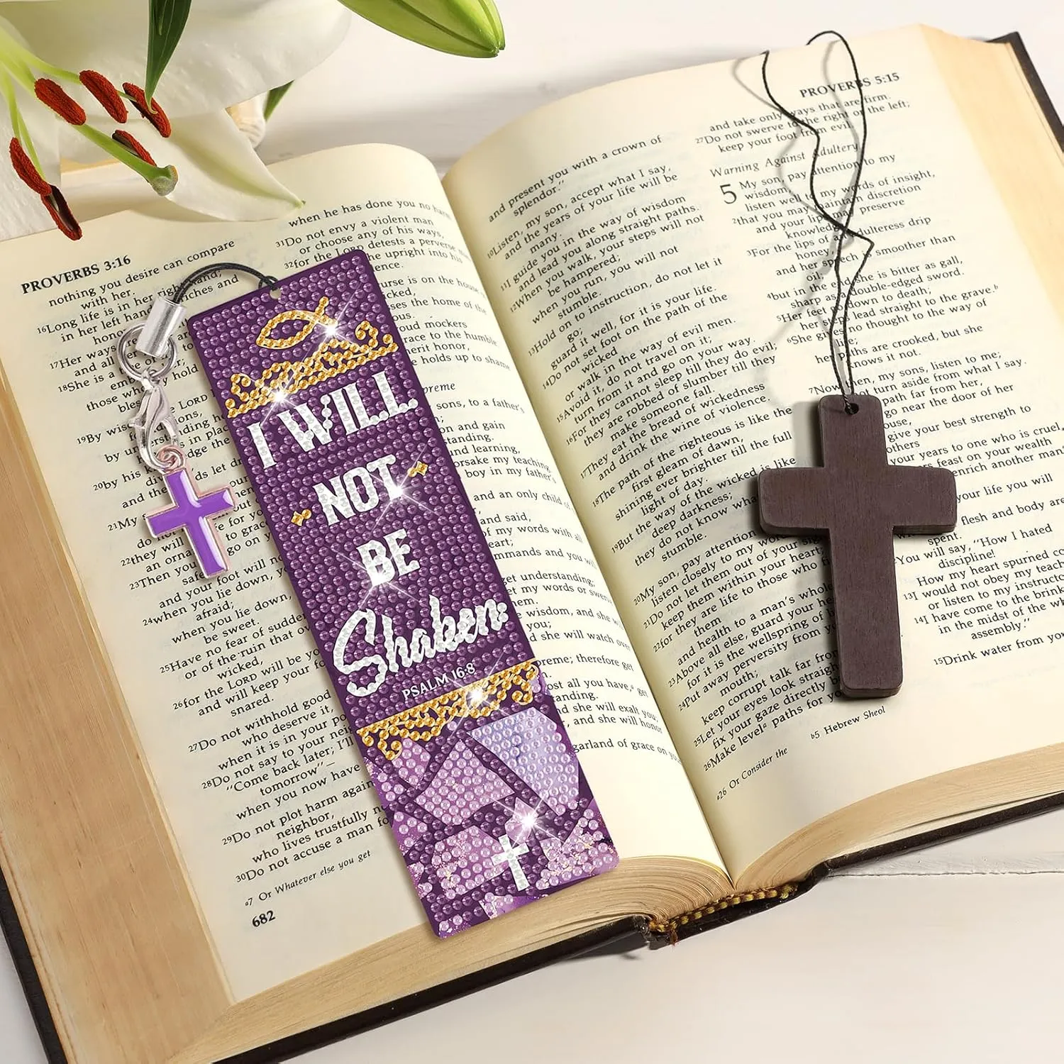 8 Pieces Christian Bible Verse Diamond Art Bookmarks 5d Christian Beaded Bookmark Acrylic Tassel Bookmark for DIY Making Beginners Kids Adults Arts Craft Supplies (Bible)