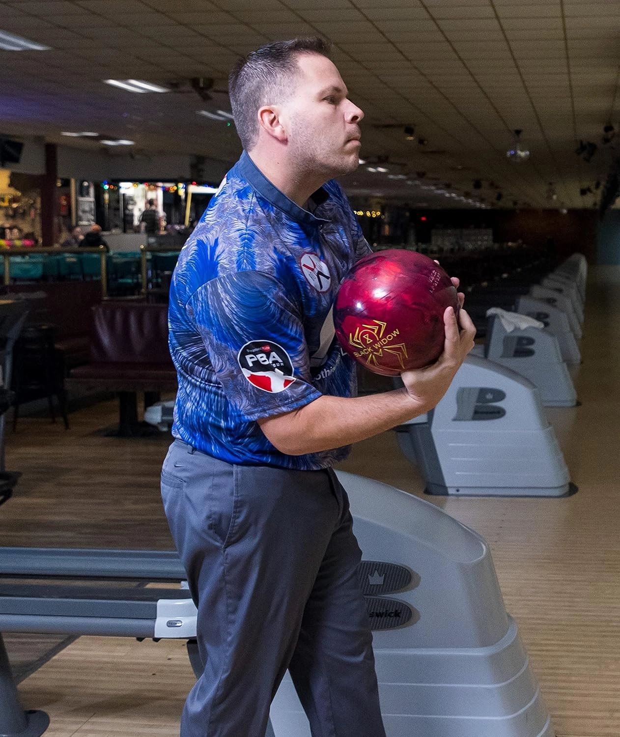 Hammer Black Widow 2.0 Hybrid Bowling Ball