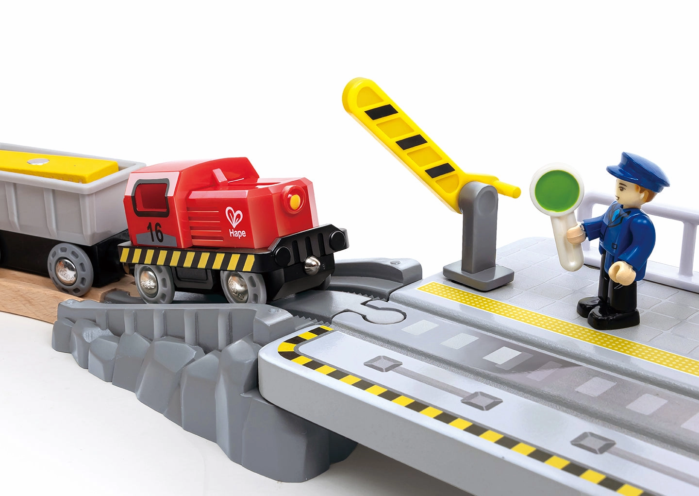 Hape Sea and Rail Cargo Transportation Set