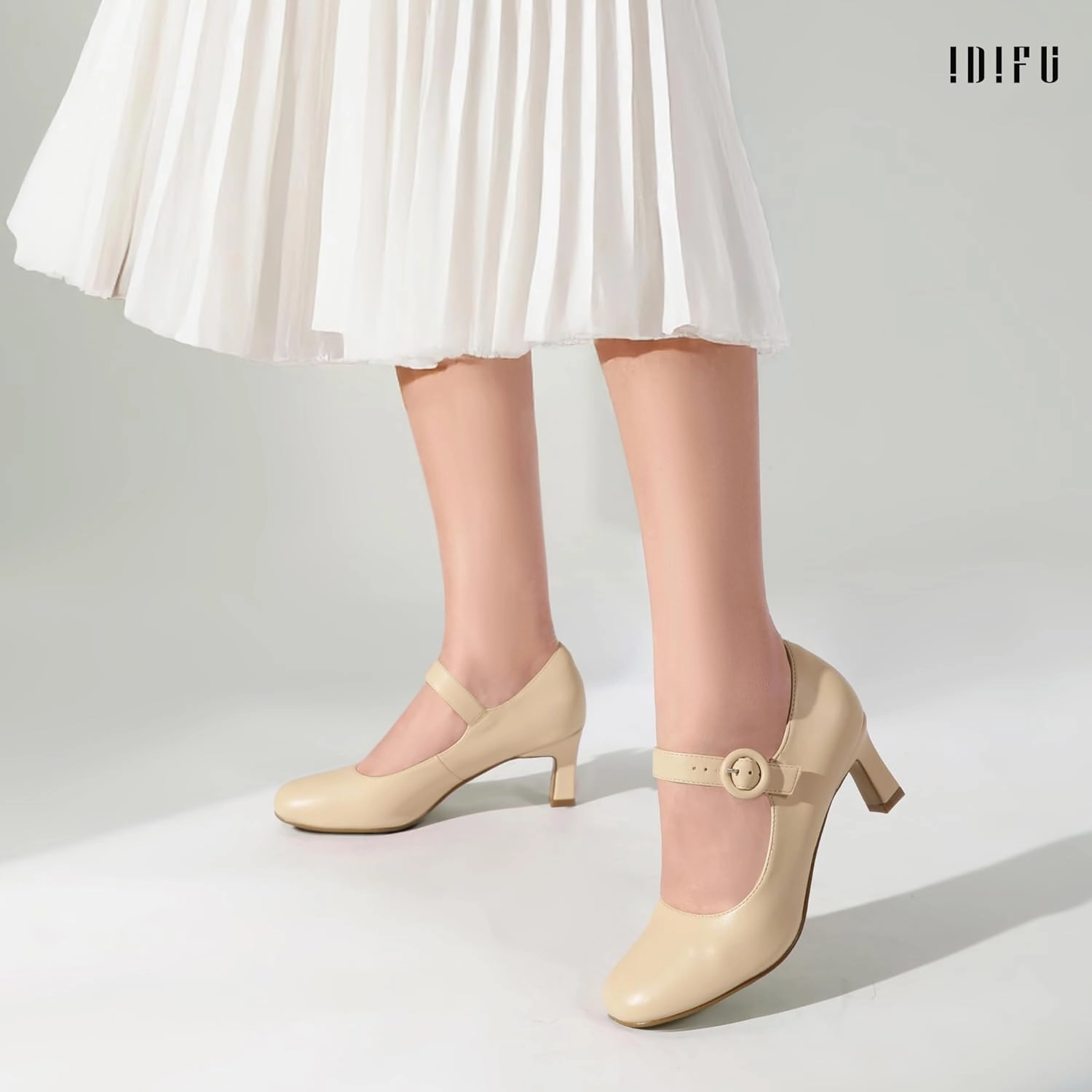 IDIFU IN3 Mary Jane Shoes Women's Closed Round Toe Low Short Small Heels Dressy Heeled Dress Shoes for Women Bride Ladies Wedding Work Comfortable Trendy Pumps with Round Buckle