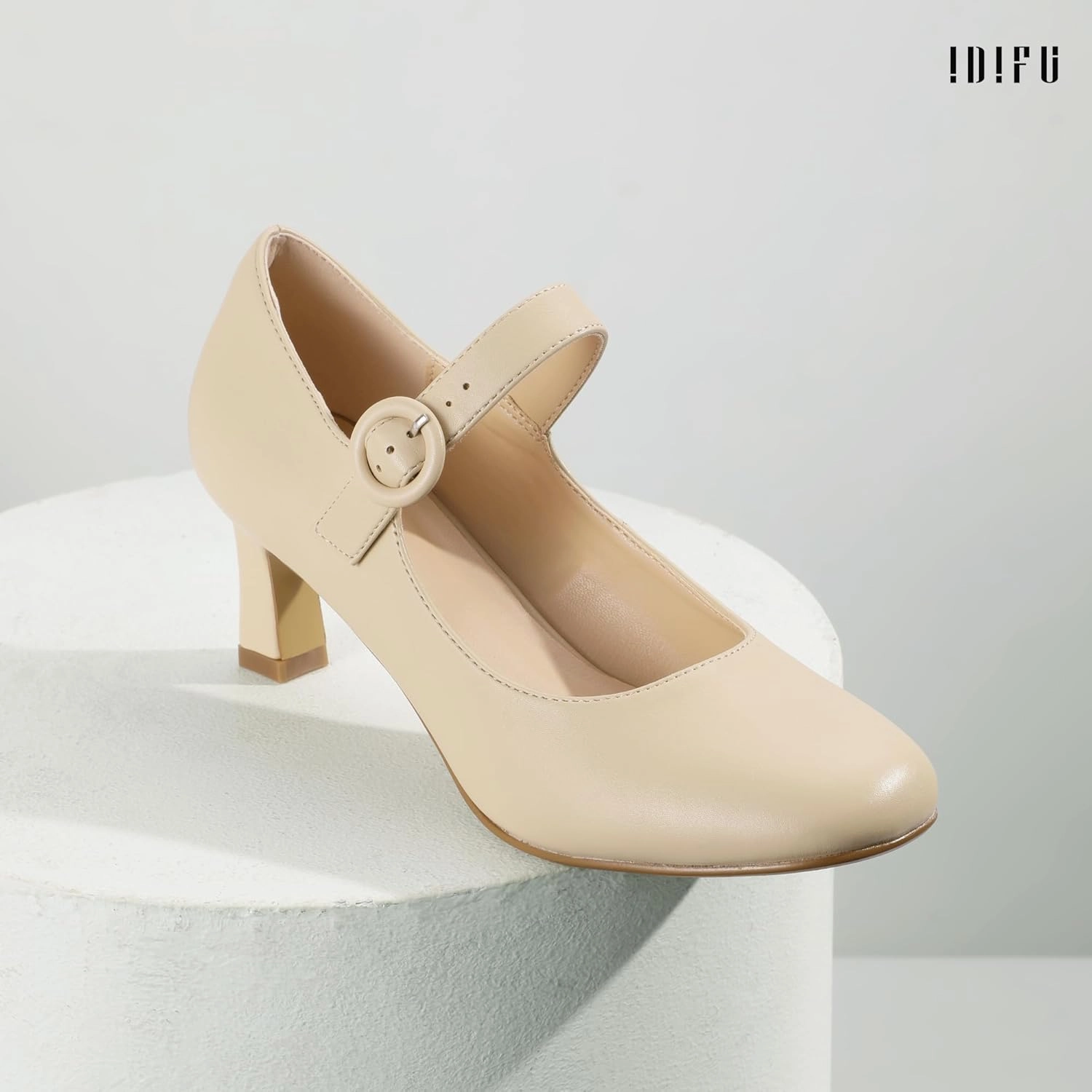 IDIFU IN3 Mary Jane Shoes Women's Closed Round Toe Low Short Small Heels Dressy Heeled Dress Shoes for Women Bride Ladies Wedding Work Comfortable Trendy Pumps with Round Buckle