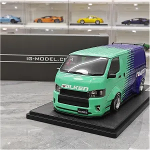 Metal Die Cast Toy Cars 1 18 for Toyota Sea Lion Van TSD Works HIACE Simulation Resin Car Model Collection for Home Or Office Décor(Green)