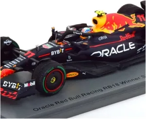 Metal Toy Vehicle 1:43 Perez Singapore Win F1 Formula 2022 RB18 for Red Bull Racing Team Alloy Racing Car Model Adult Collection Scale Vehicles