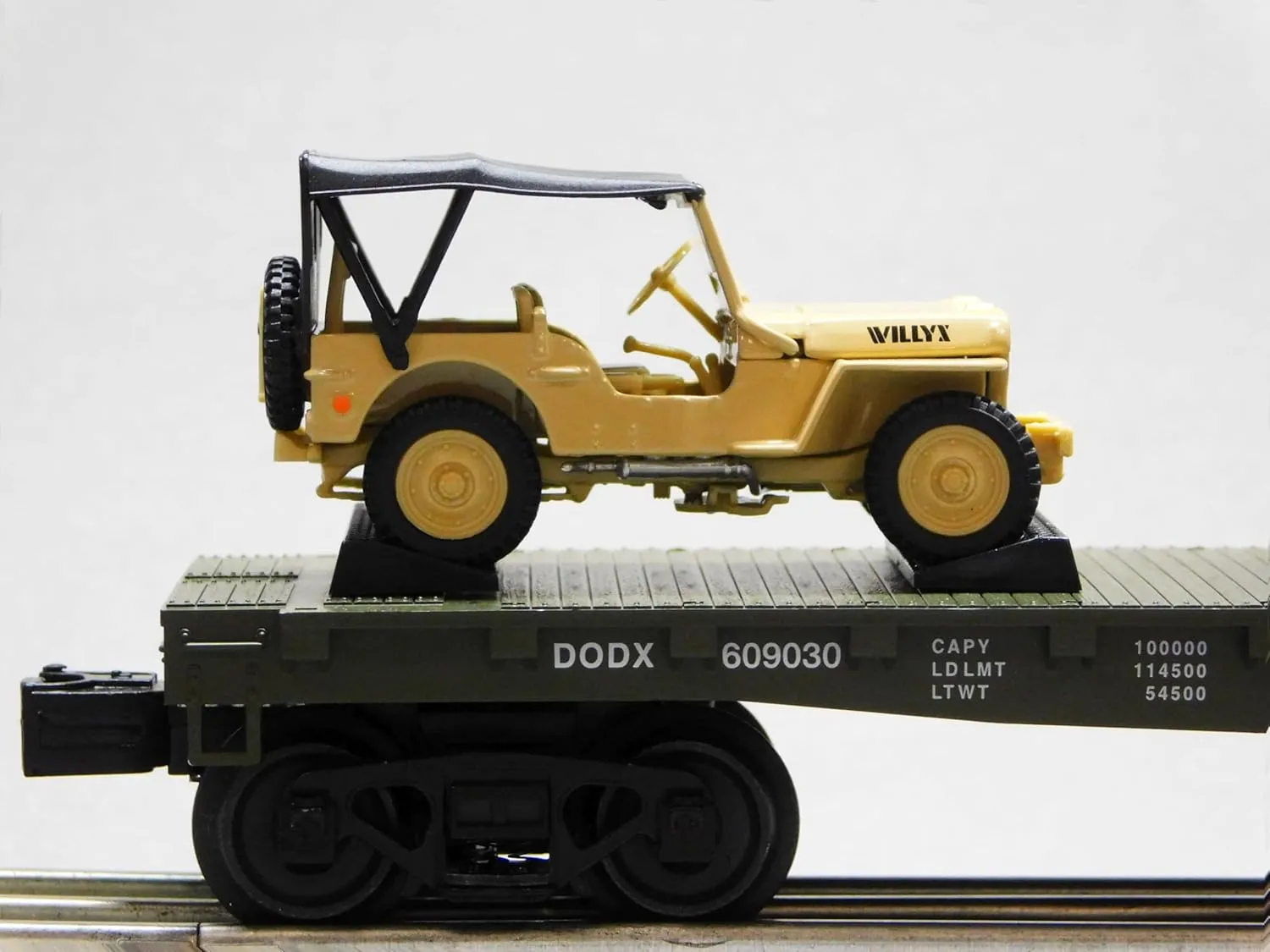 MTH RAILKING US Army Flat CAR W/Willy's Transport Jeep O Gauge 30-70124 (70124D-609044)