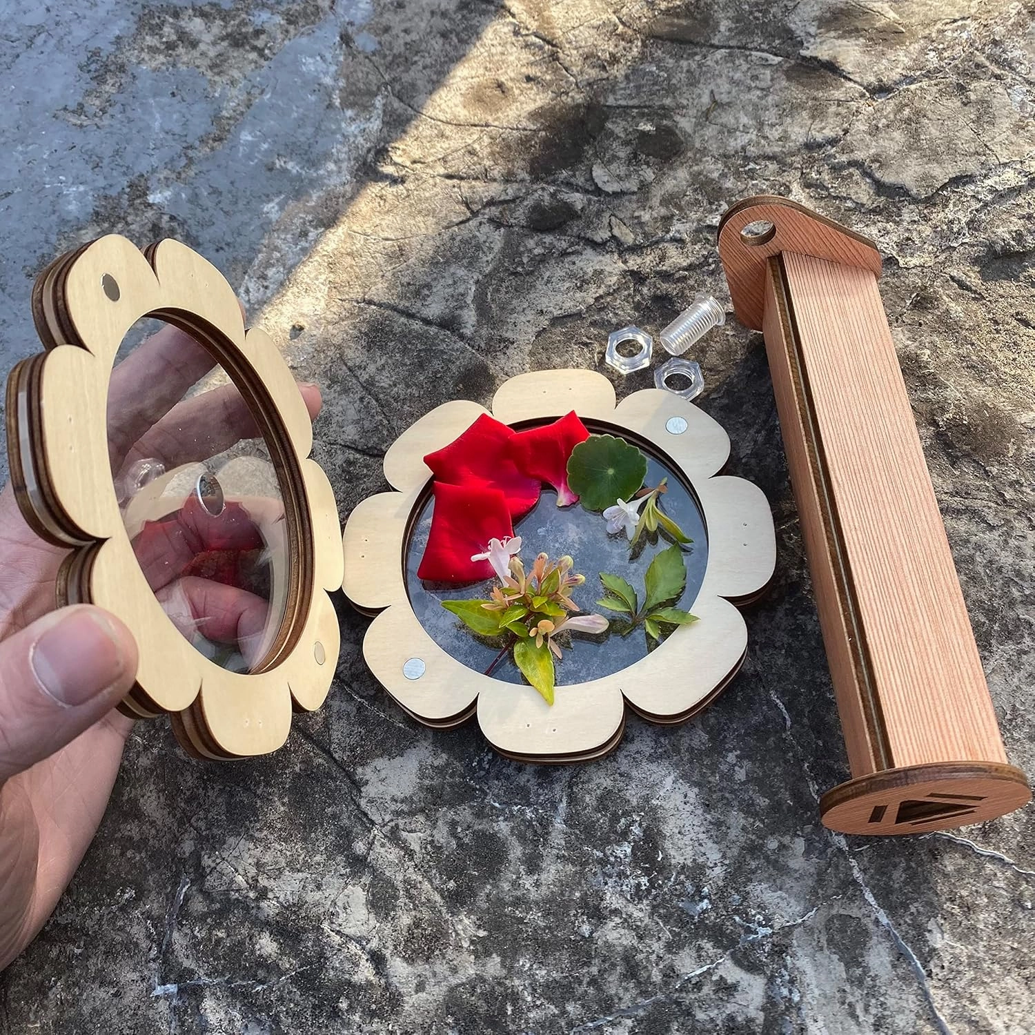 Natural DIY Kaleidoscope Kit, New Wooden Magic Rotating Kaleidoscope Making Set for Nature Lovers, Best Gift, Outdoor Classic Handmade Education Toys for Kids (2 Pcs Normal Flower)