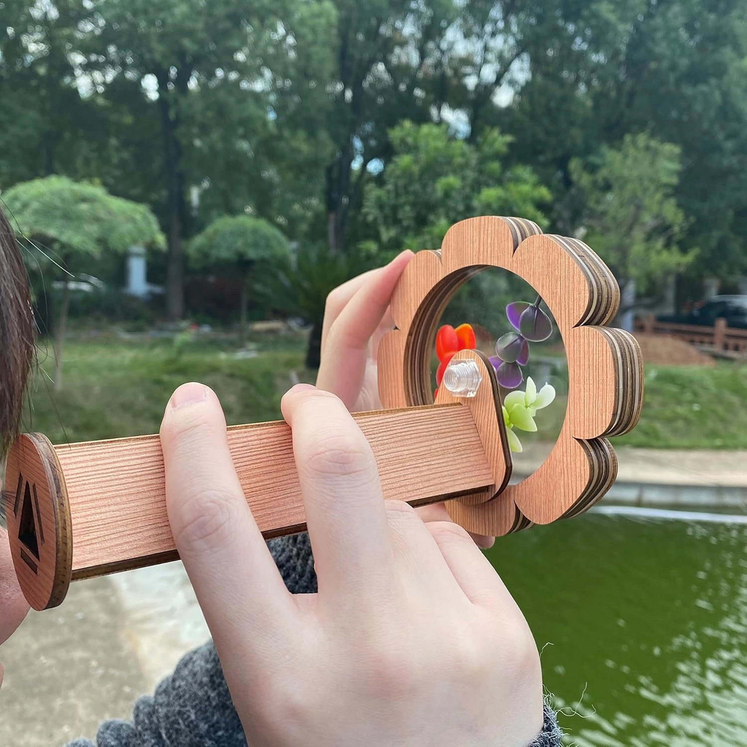 Natural DIY Kaleidoscope Kit, New Wooden Magic Rotating Kaleidoscope Making Set for Nature Lovers, Best Gift, Outdoor Classic Handmade Education Toys for Kids (2 Pcs Normal Flower)