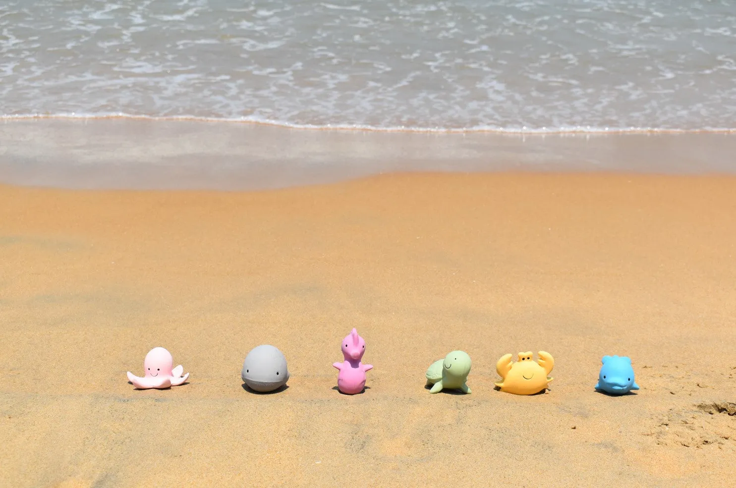 OCTOPUS - NATURAL RUBBER RATTLE & BATH TOY