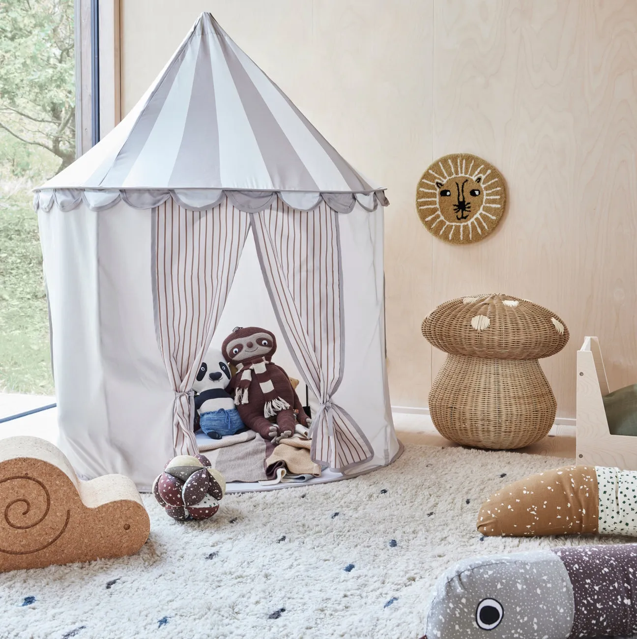 OYOY Circus Tent