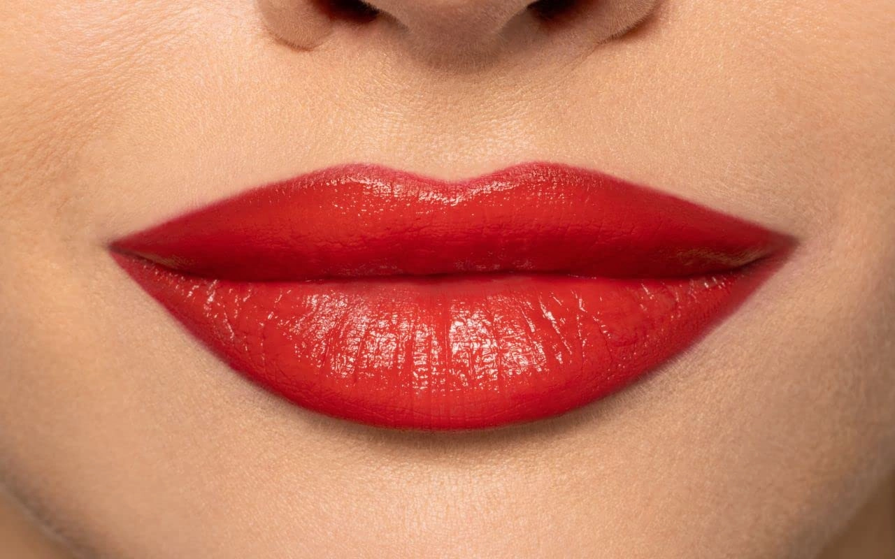 Pupa Milano Vamp! Creamy Duo, 011 Orange Red, 1 Pc - 2 in 1 Lipstick and Lip Pencil - Long Lasting - Lightweight - No-Transfer - Smooth Texture - Highly Pigmented
