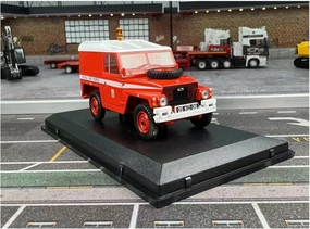 Sports car Metal Model 1:76 for Land Rover Light Air Force Jeep Vintage Car Model Alloy Decorative Ornaments Hobby Red for Home Décor