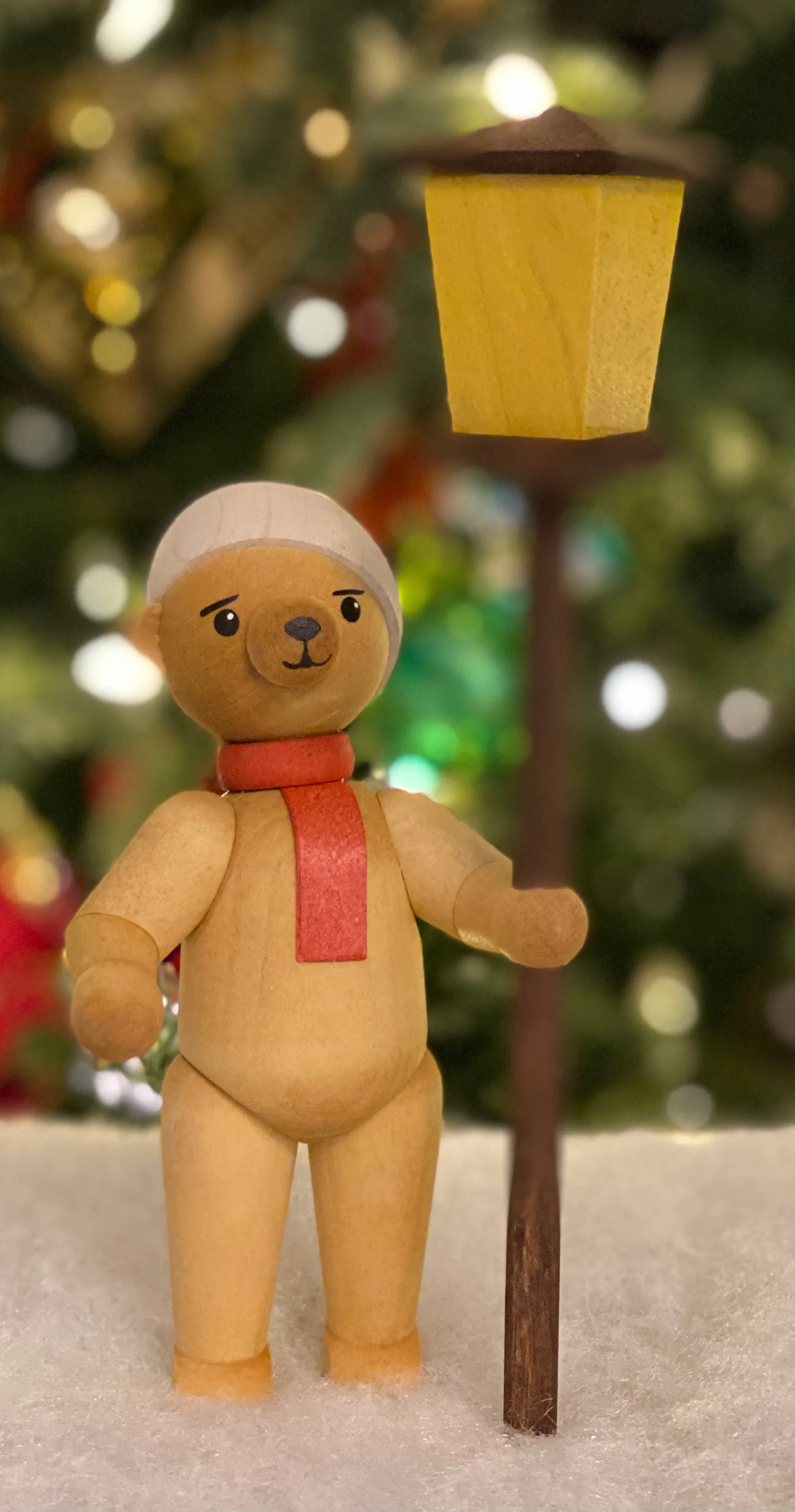 Teddy with lantern