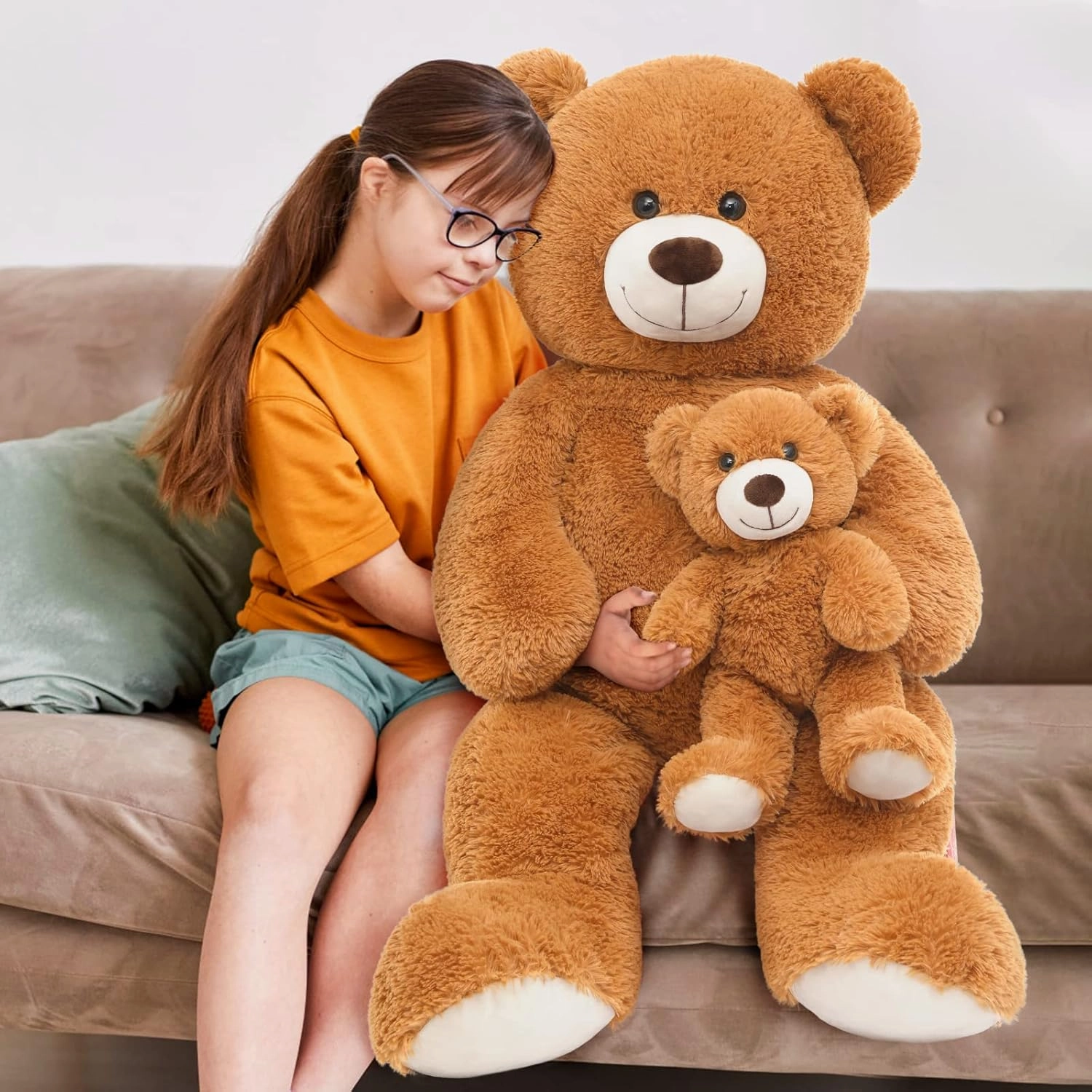 Tezituor Giant Stuffed Animal 39in, Large Teddy Bear Mommy with Baby, Big Teddy Bear for Kids, Girlfriend on Valentine, Christmas, Baby Shower, Brown