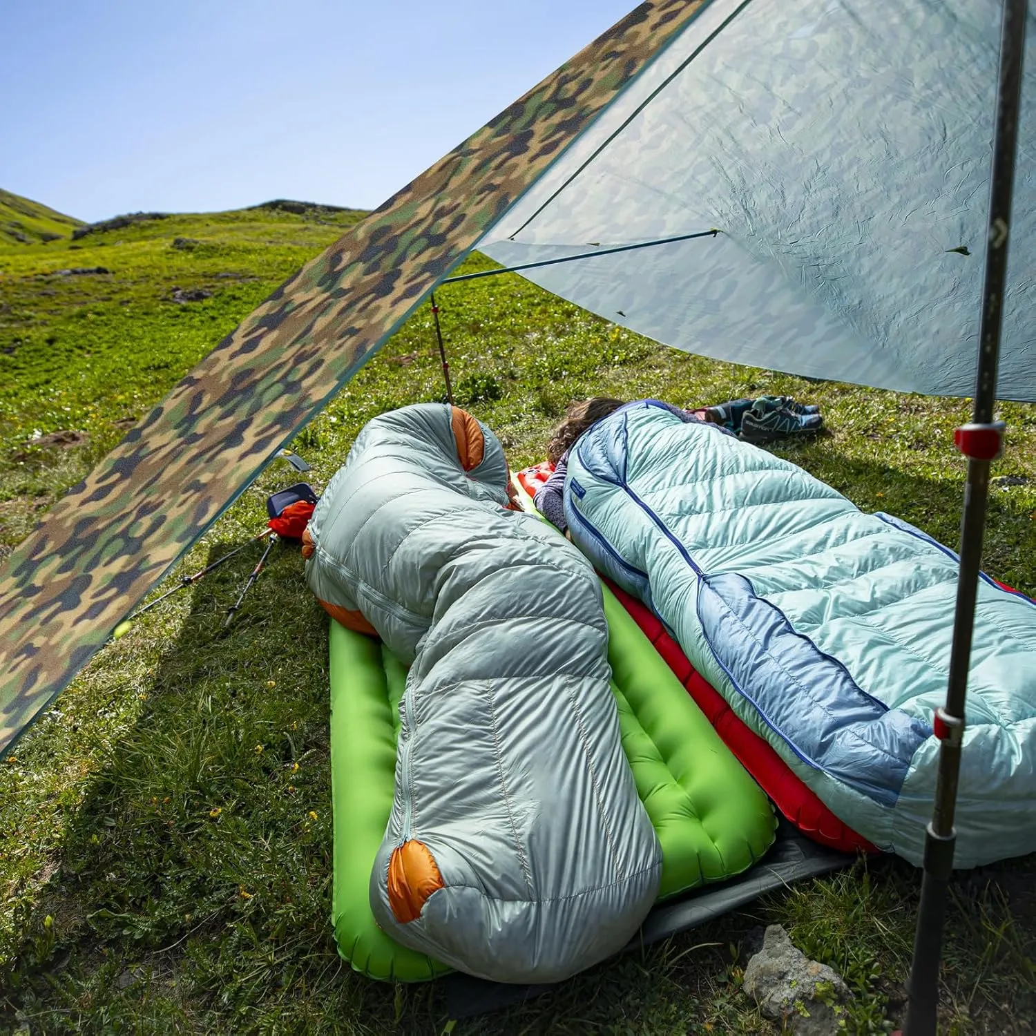 Unigear Hammock Rain Fly Waterproof Tent Tarp, UV Protection and PU 3000mm Waterproof, Lightweight for Camping, Backpacking and Outdoor Adventure