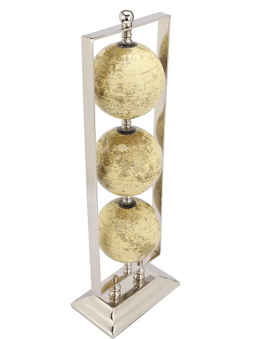 Vertical Triple Cream Globe Stand
