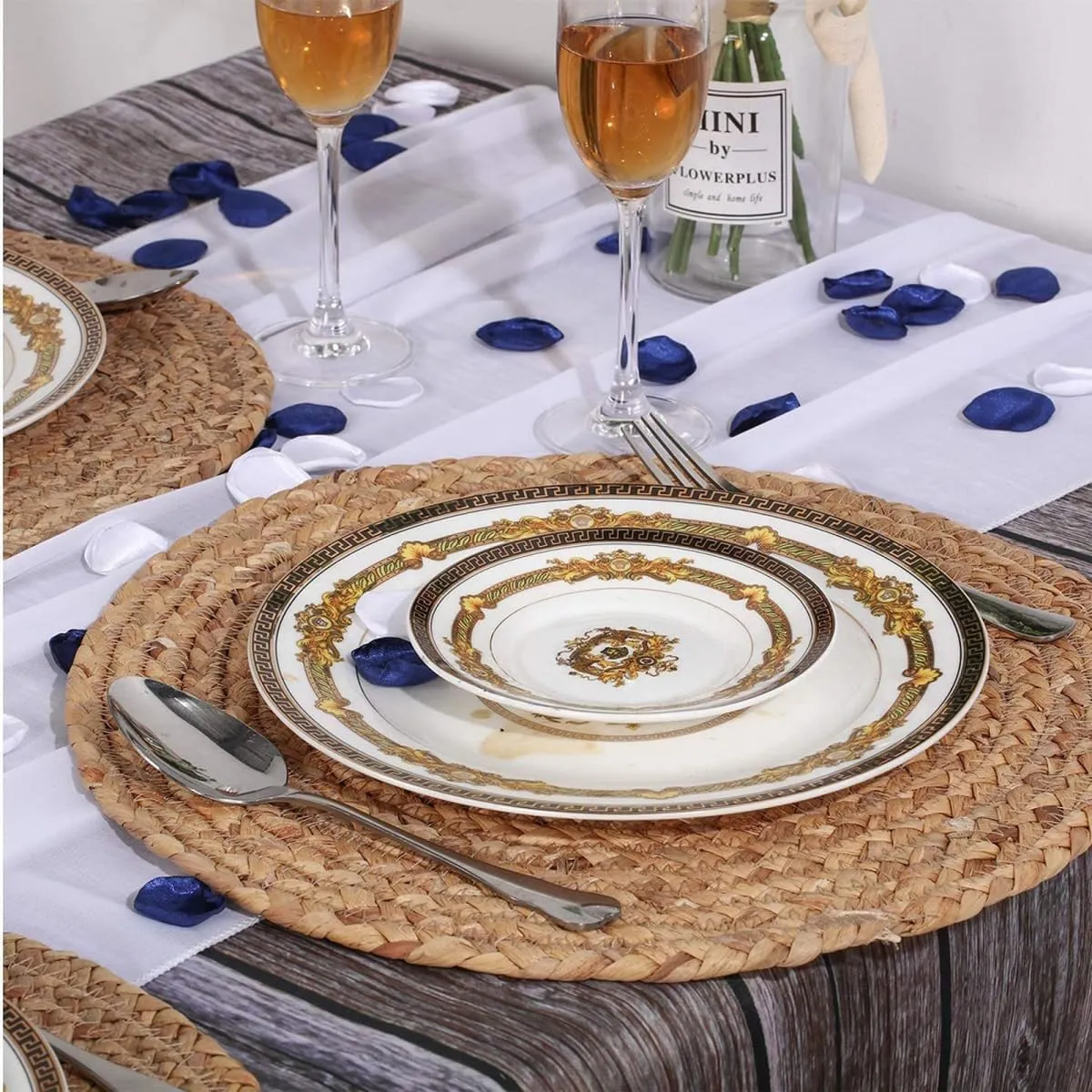 Water Hyacinth Woven Placemats, 13 inches Round Handwoven Boho Vintage Placemats Set of 6 Rattan Plate Chargers Wicker Tablemats Braided Heat Resistant Place Mats for Wedding Party