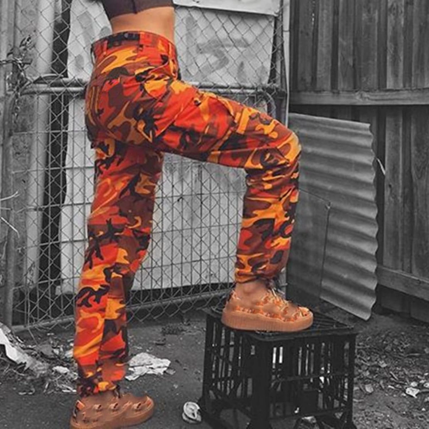 Women's Camo Pants Cargo Trousers High Waist Casual Camouflage Tactical Pants Loose Fit Jogger Pants with Pocket