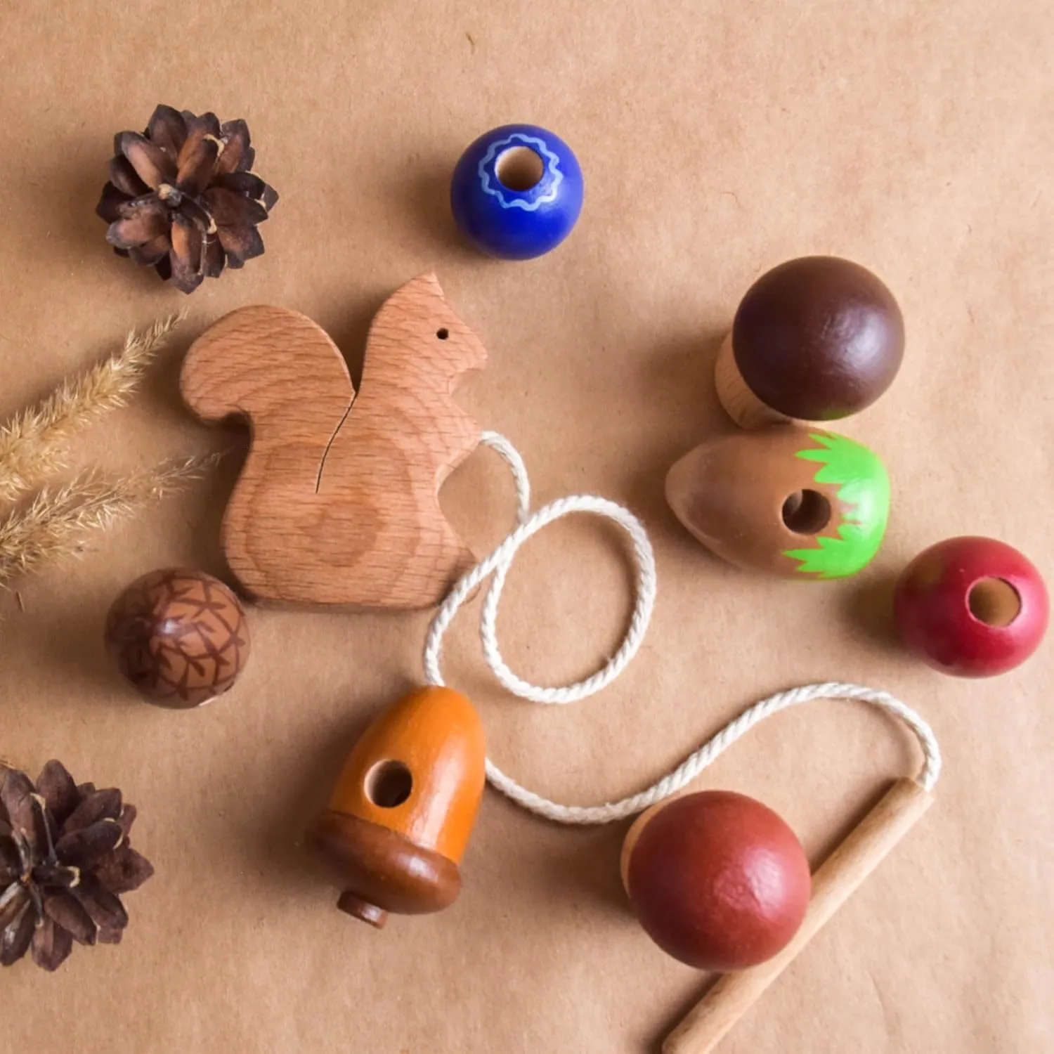 Wooden Lacing Toy Squirrel, Montessori Baby Materials Educational Learning for Toddlers, Children Early Development, Handmade Unique First Birthday Gift for Girls and Boys