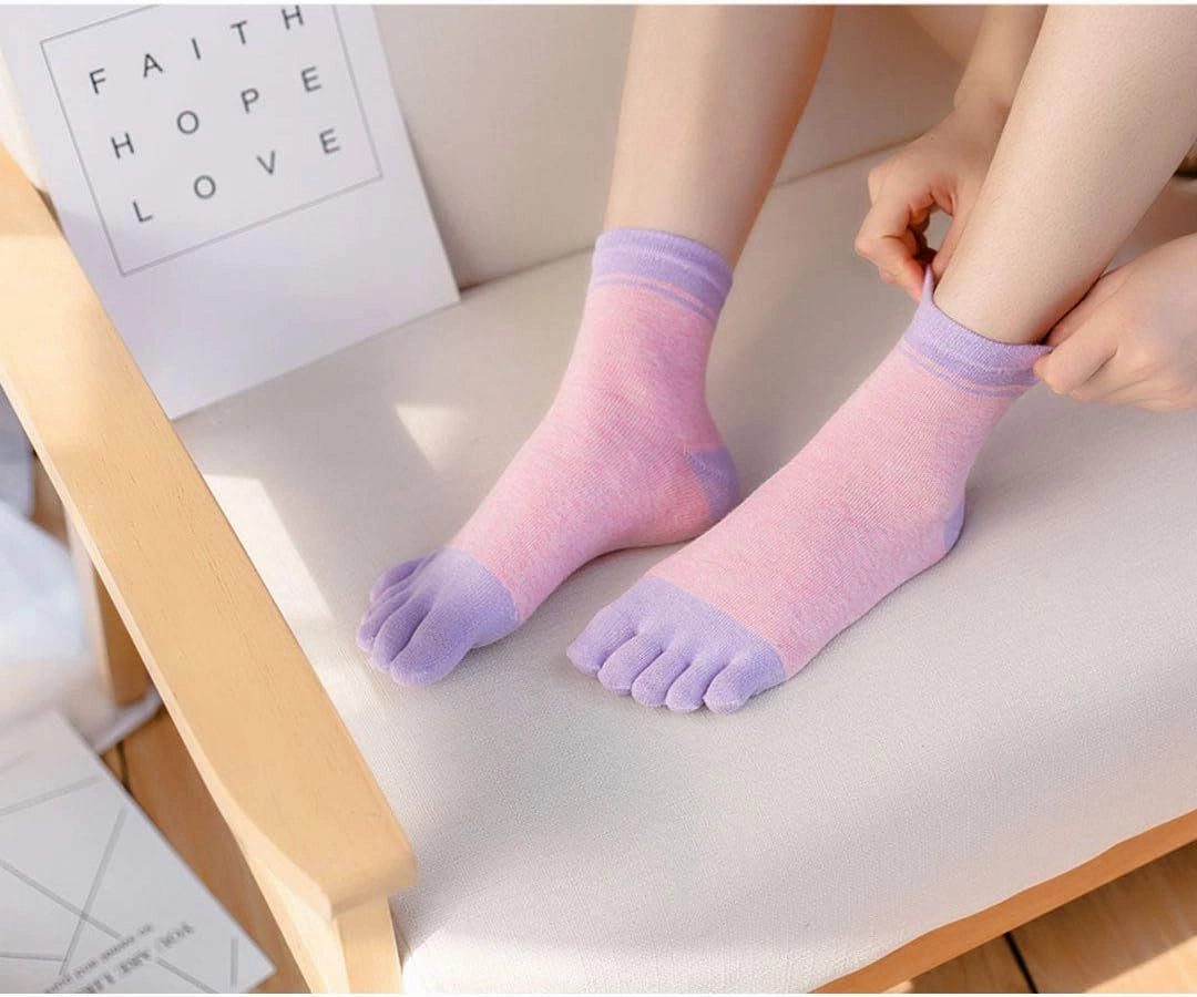 ZAKASA Womens Toe Socks Funny Cat Dog Print Cotton Five Finger Socks Novelty Athletic Running Crew Ankle Socks Size 6-9